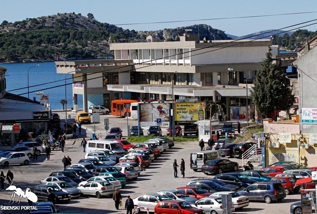 Central Sibenik Apartments Exteriör bild